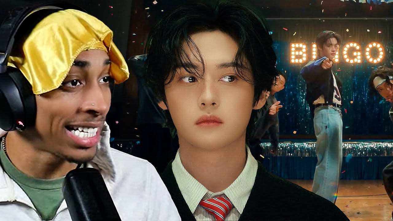 VexReacts To Lee Know 