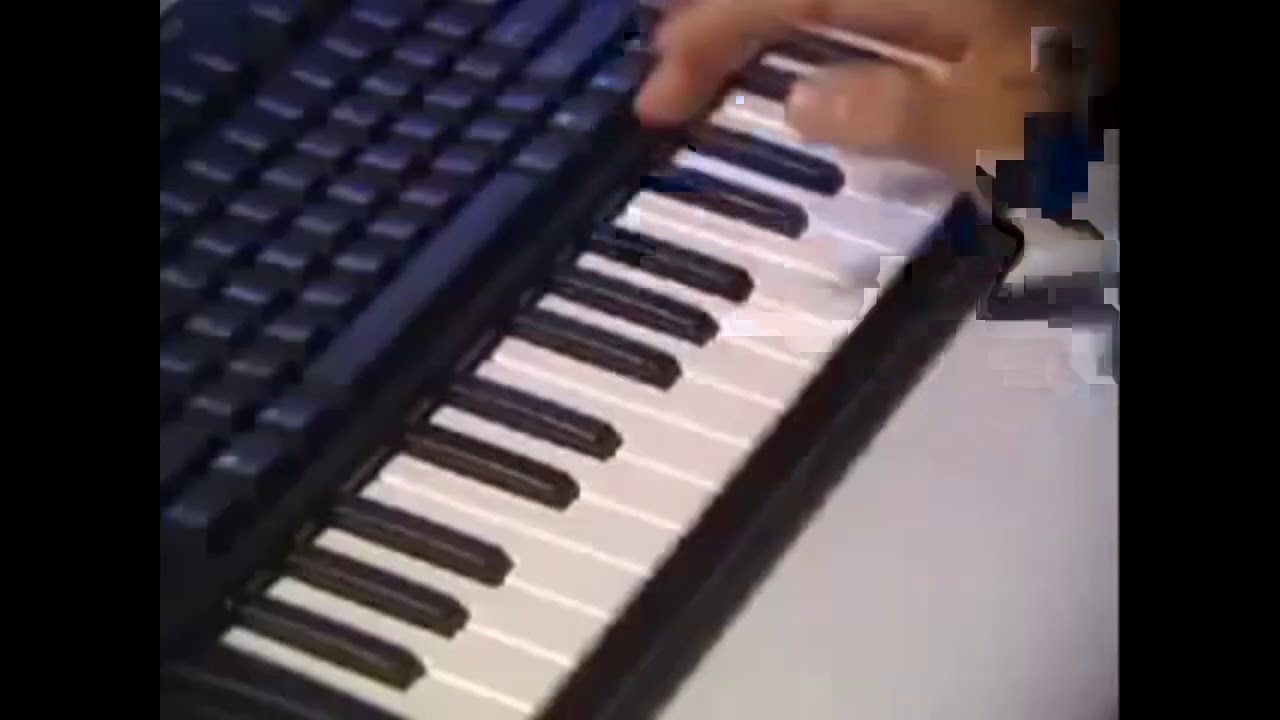 Coreative Labs Keyboard Drum Demonstration. The best koyboard drummer ever! Maybe best drummer ever!