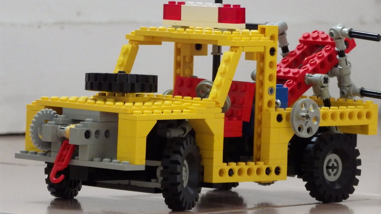 Lego Technic 8846 Tow Truck (1982)
