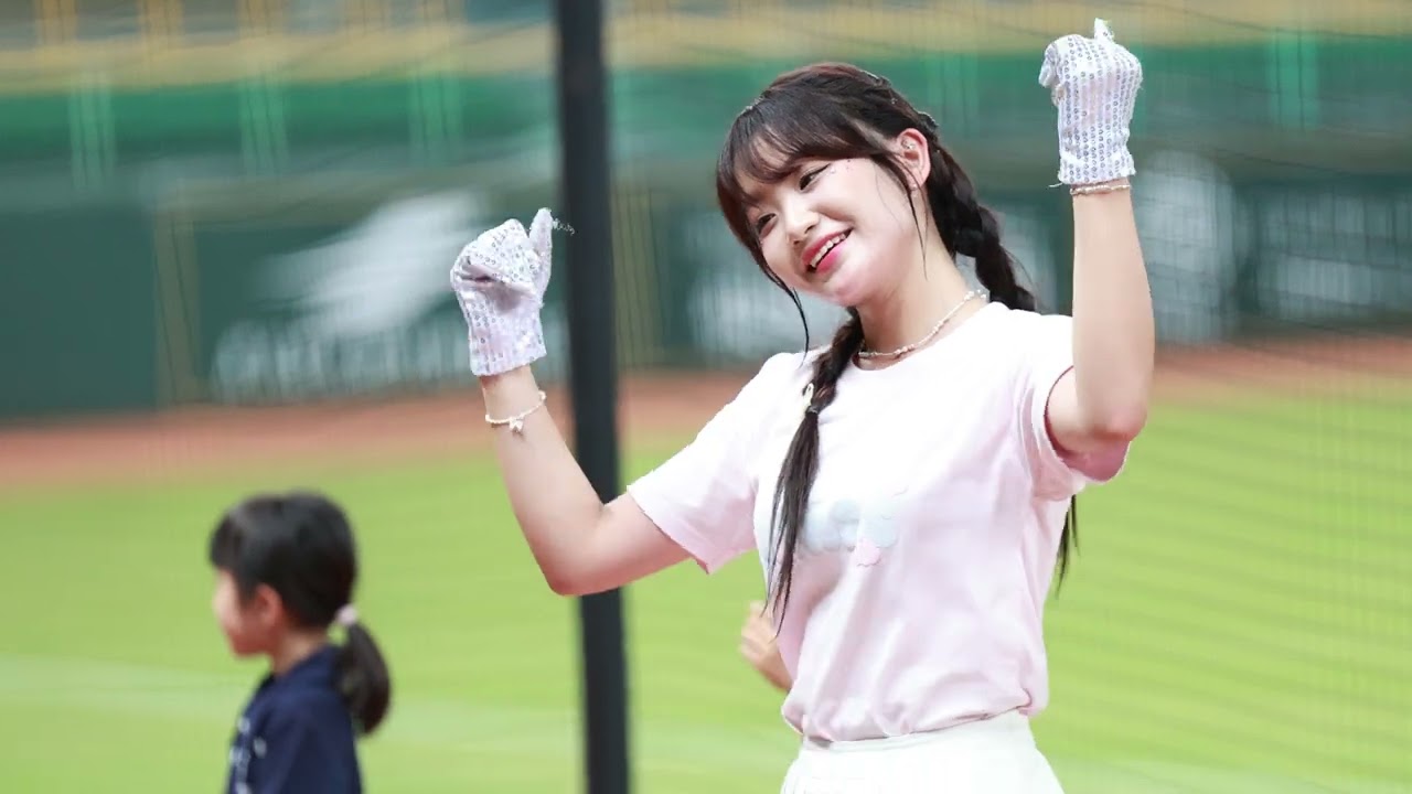 【4K60P】恬魚 這衣服彈性也太好 鷹勇戰士 嗆司曲 Oisix新潟天鵝捍衛領空交流賽 20250228 台鋼啦啦隊 WingStars 台鋼雄鷹 CPBL 『台湾の人気チアリーダー 』