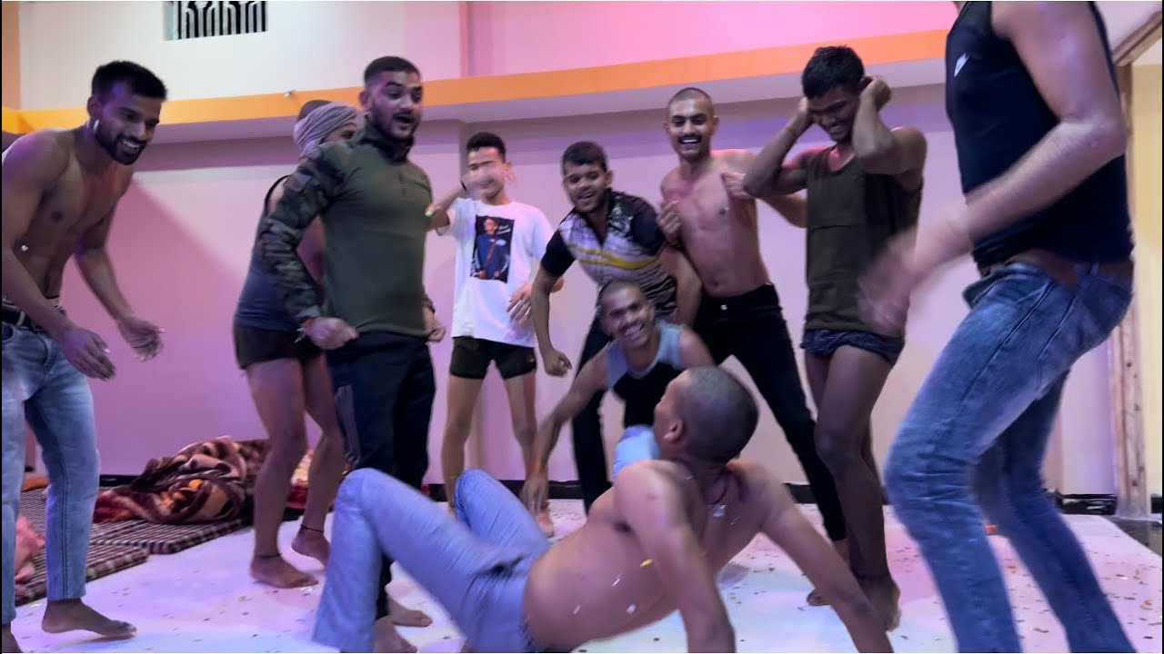 इस Academy 😡 में Dance के अलावा कुछ होता है की नहीं Viral Video ज़रूर देखे!
