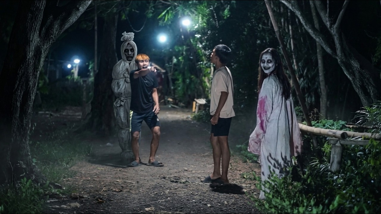 Kompilasi Prank Hantu Terlucu Paling Viral - Prank Pocong Bikin Ngakak