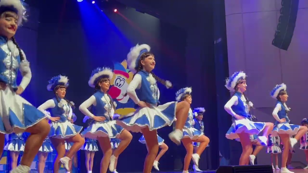 Gardetanz auf der Prunksitzung KG Blau Weiss Wiesloch im Palatin