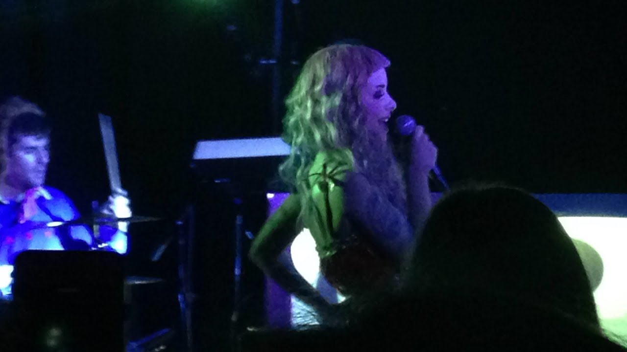 Melanie Martinez LIVE - Pacify Her