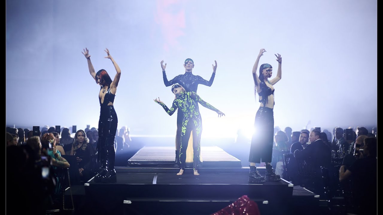 Kinki Show at l'Oreal Pro Gala 2023: HUMAN NATURE