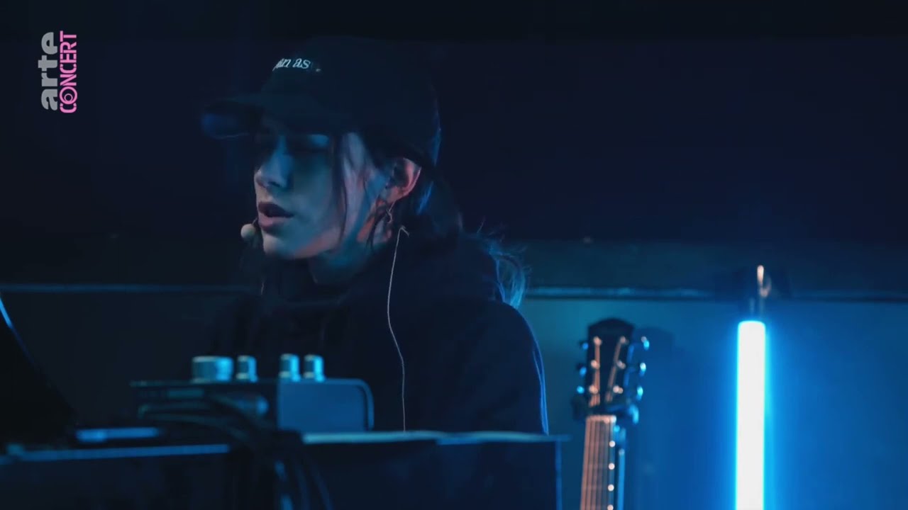Oklou - Live at Open Stage - Arte Concert