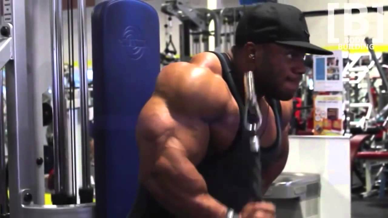 Phil Heath - Training arms !!!