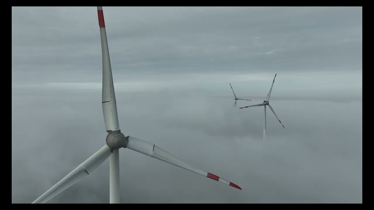Above the mist 4K