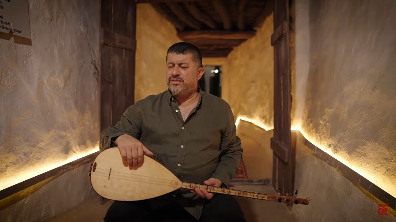 Kutsal Evcimen - Ali'ye Benzettim Seni (Official Video)