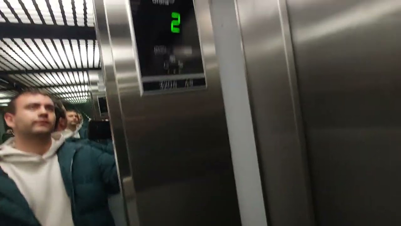 2 Modern Orona lifts in a building Scala Dei