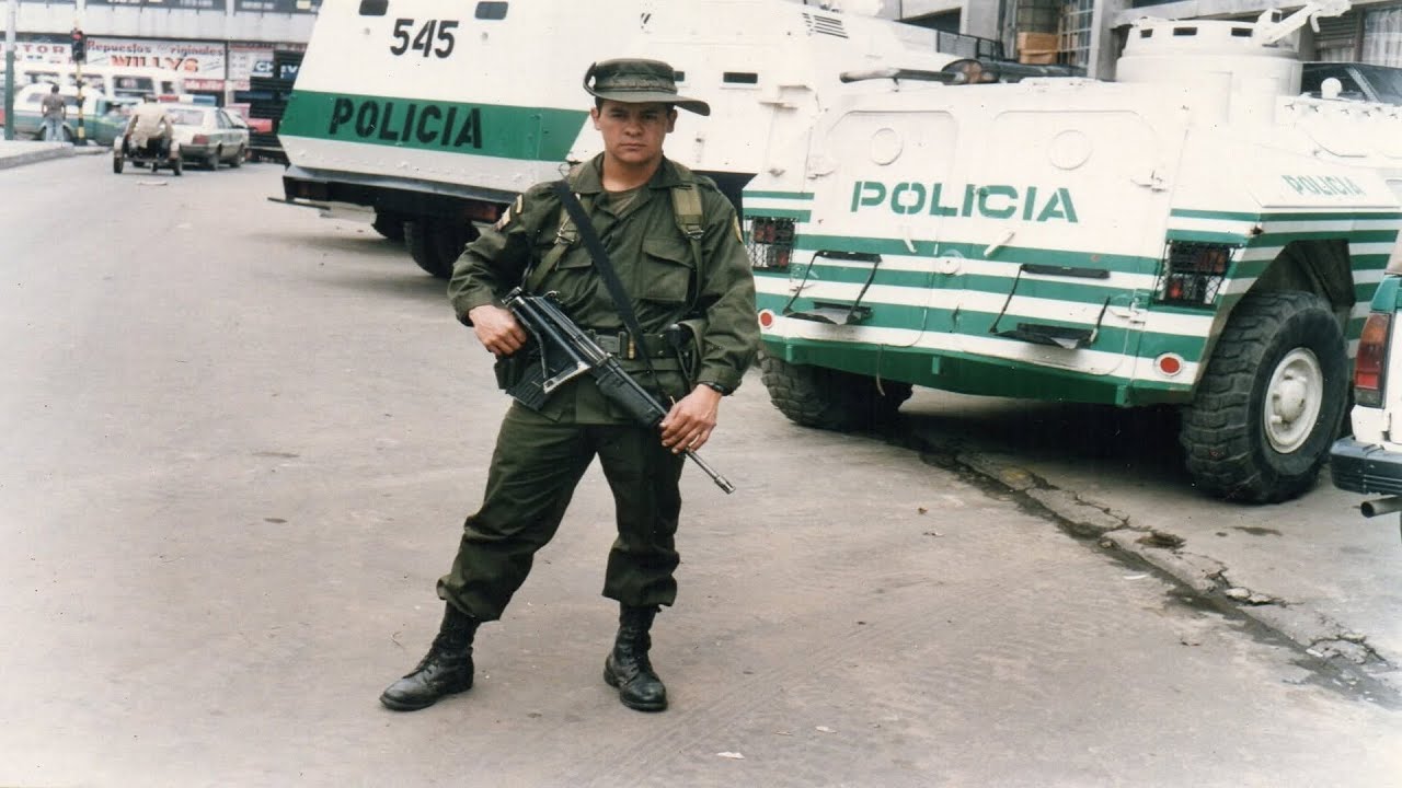 Años de servicio, reconocimiento y sacrificio (Policía Metropolitana de Bogotá)