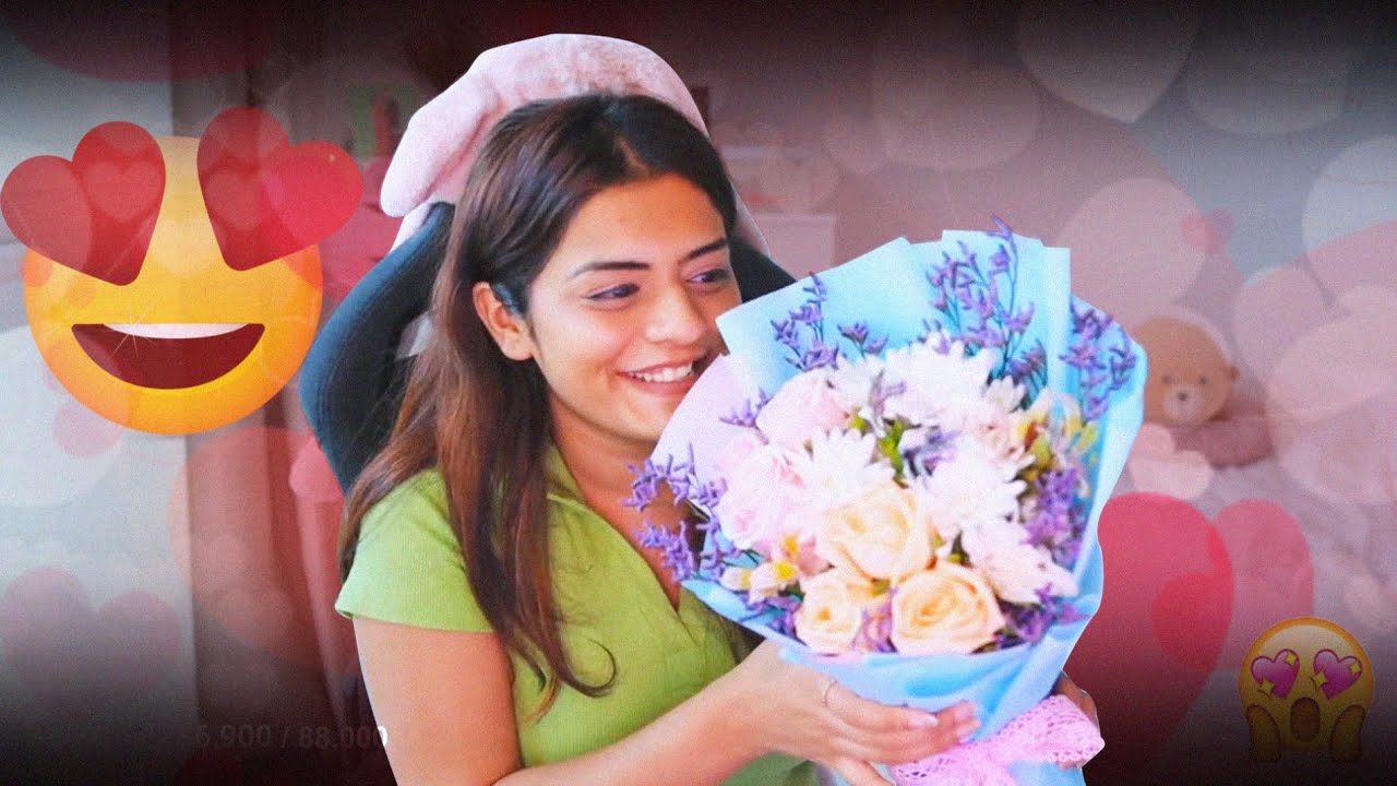 He Gave Me Flowers Coz I Was Angry With Him 💐