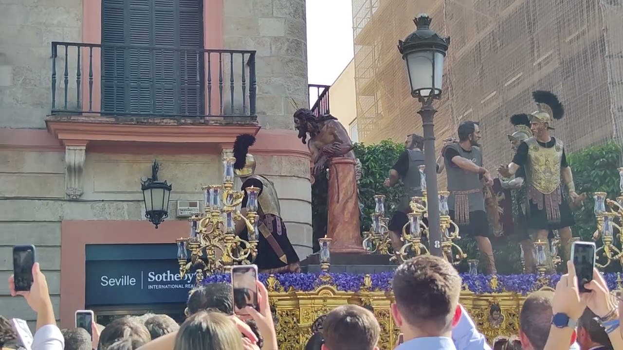 Misterio de las Cigarreras por Calle Barcelona-Plaza Nueva
