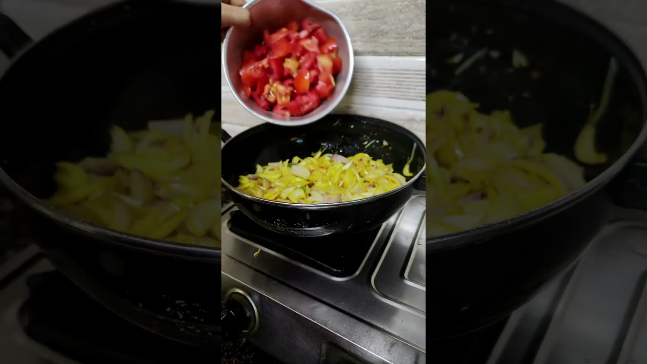 Pyaj tamatar ki tasty sabji 😋 || #shorts #recipe #cooking #pyajrecipe #yummy #nishakirasoi
