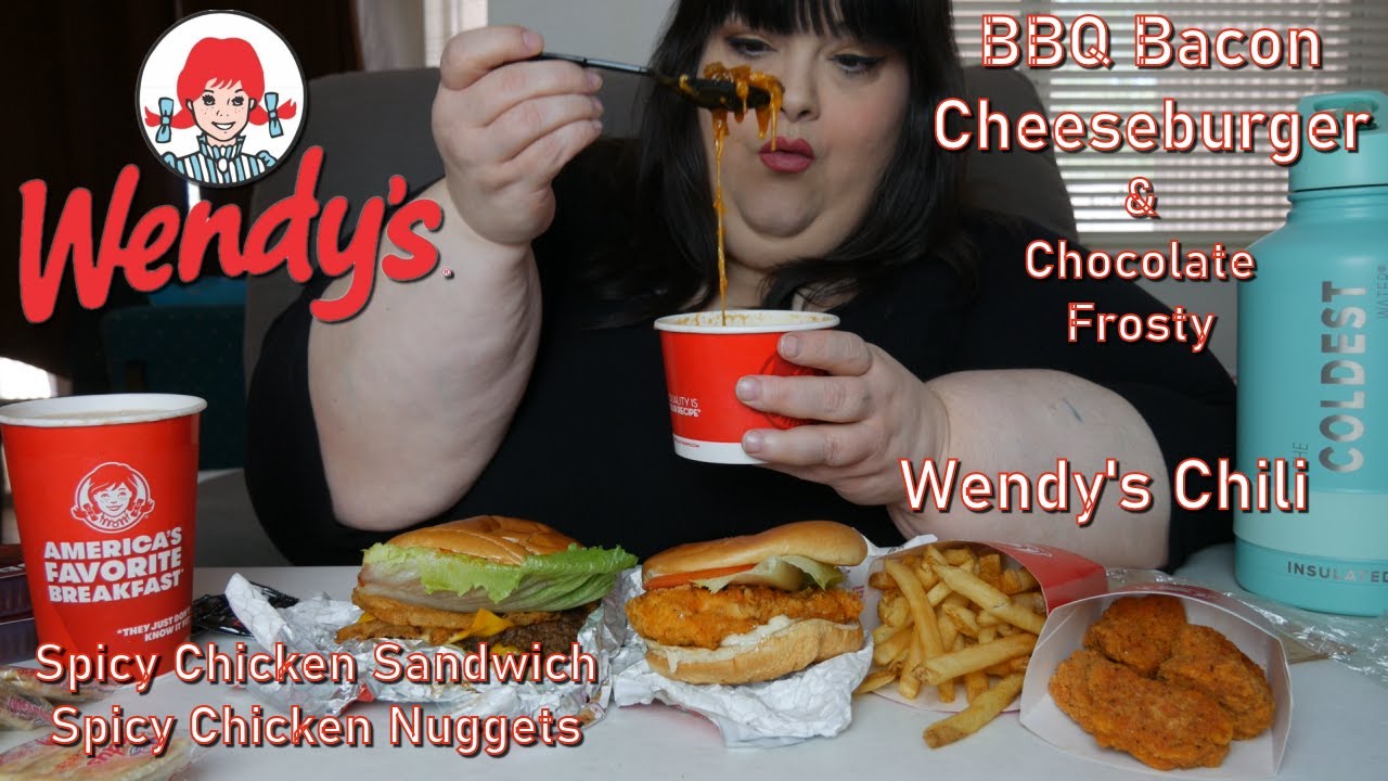 Wendys Feast BBQ Bacon Cheeseburger Spicy Chicken Sandwich Chili & Chocolate Frosty Mukbang 먹방
