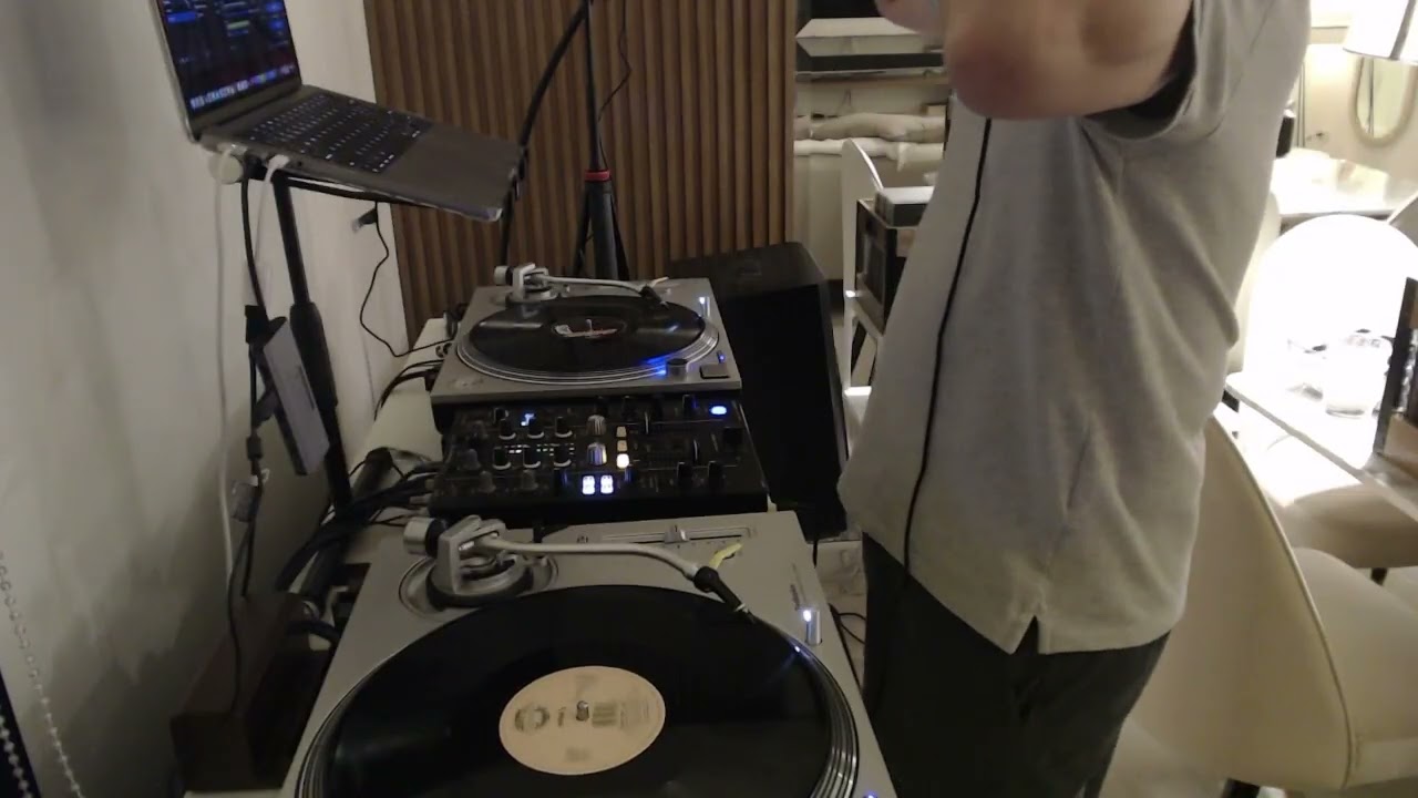 All Vinyl House Mix - Classic House Vinyl Set | 90s Dancefloor Anthems