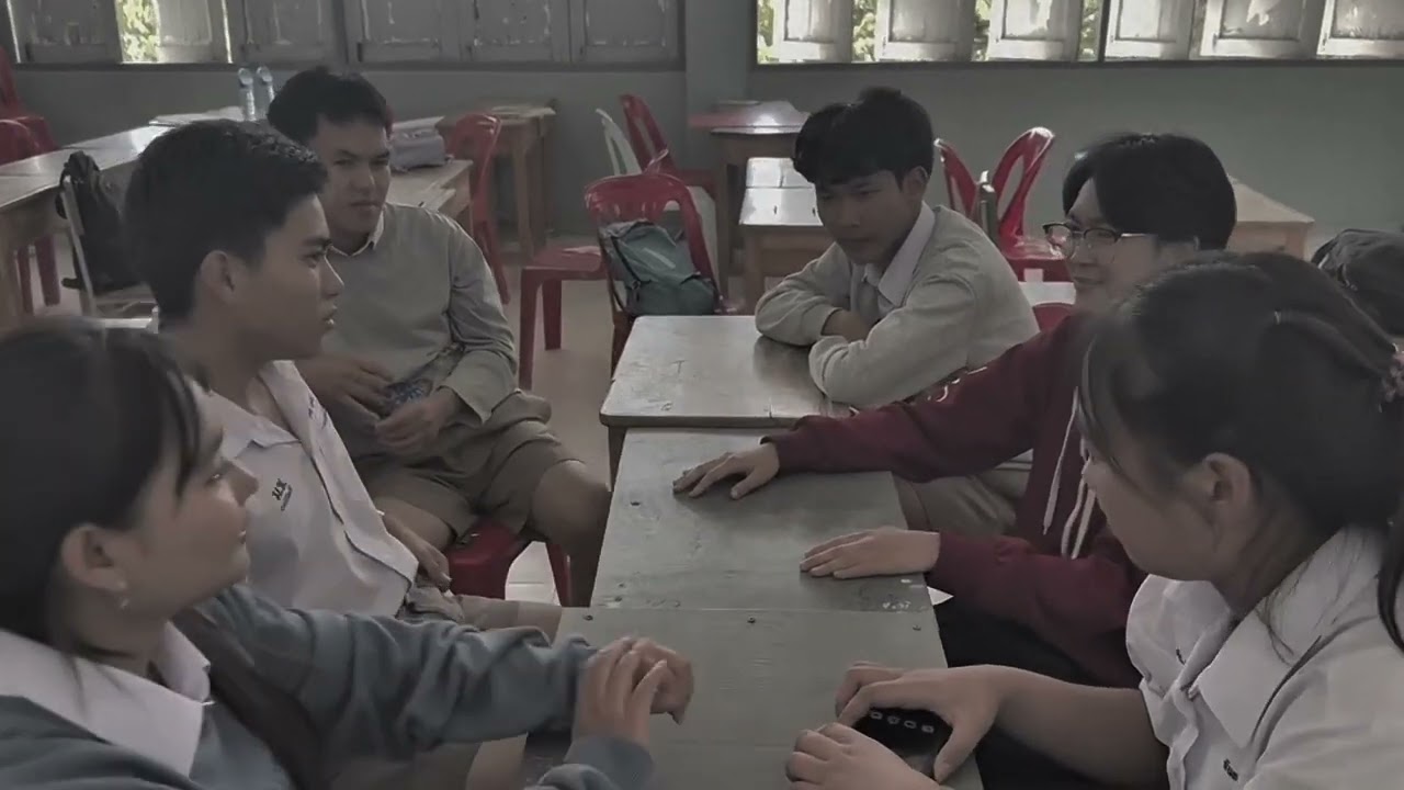 อย่าลบหลู่ | ทีมงานใต้แสงเวที. 