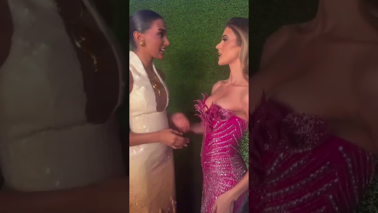 Celinee Santos con Yamilet Hern&aacute;ndez en la alfombra de los PREMIOS #billboard2025
