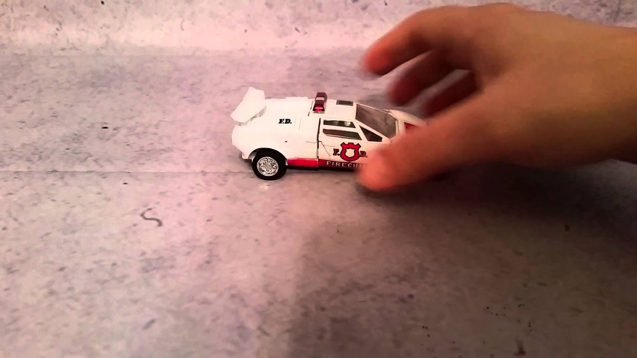 Red Alert - G1 Transformers Review