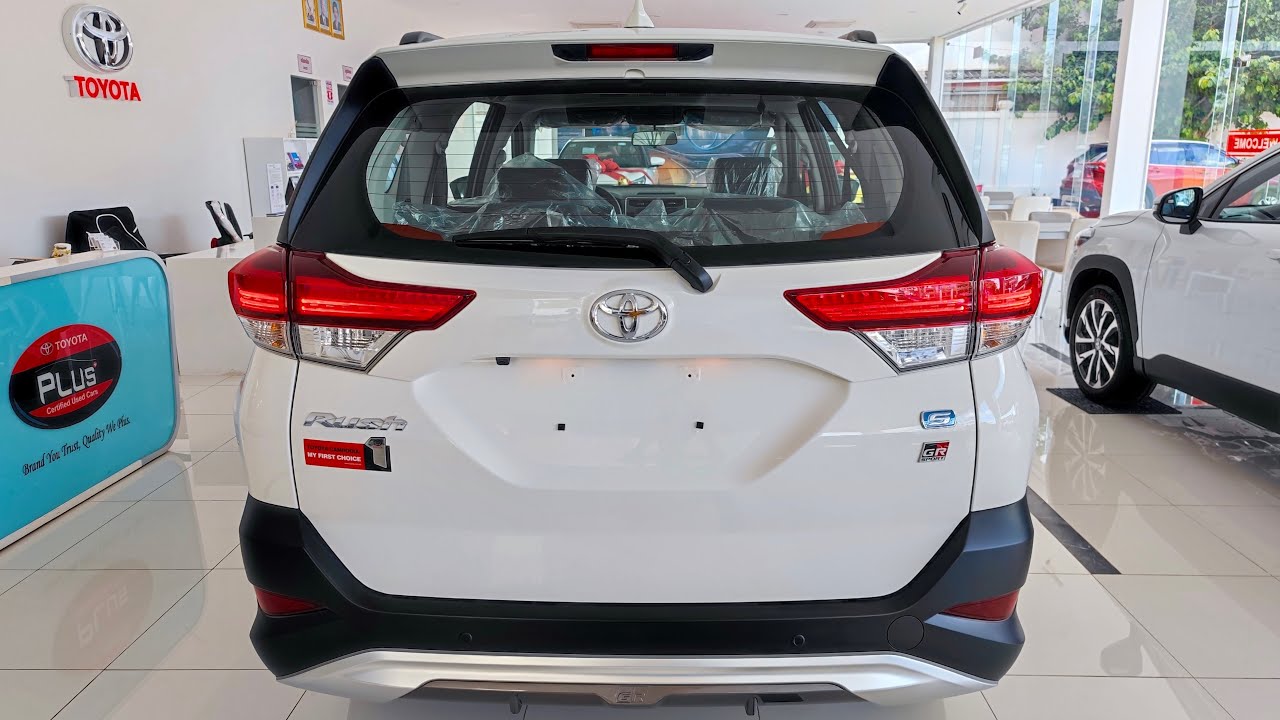 2023 Toyota Rush GR-S 1.5L 4 Speed AT - 7 Seats SUV