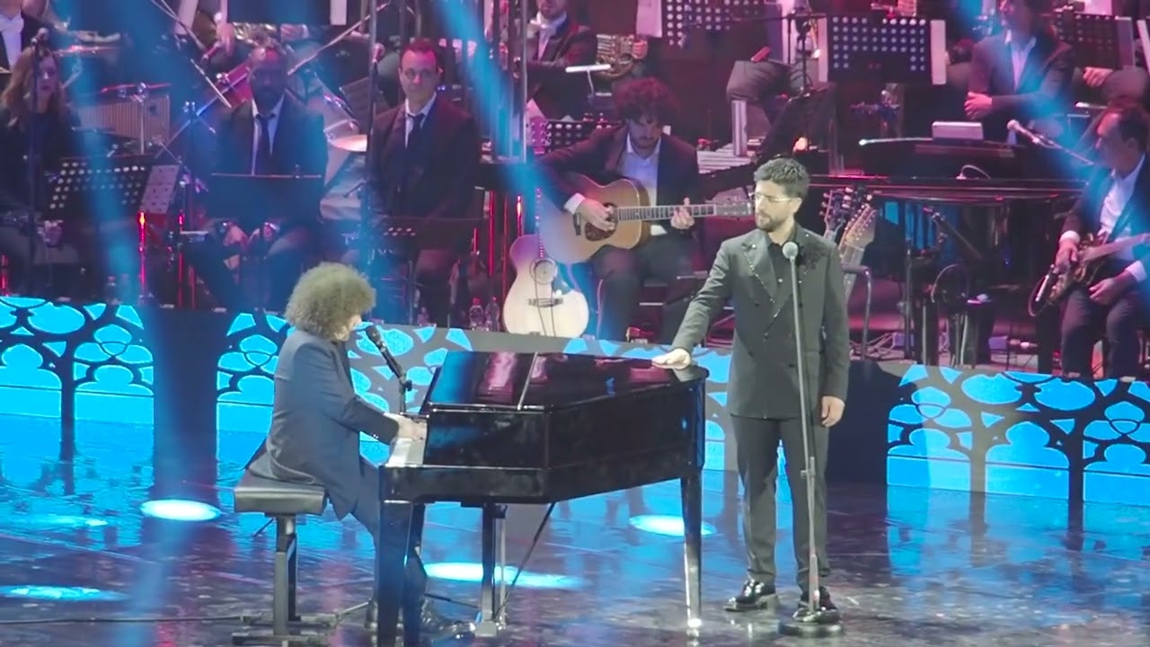 Piero Barone (Il Volo) ft. Riccardo Cocciante - Il tempo delle cattedrali (Notre Dame de Paris)
