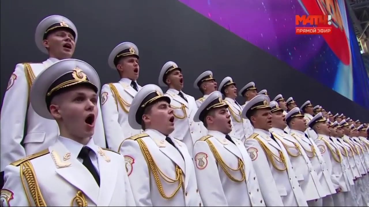 Рекордное исполнение гимна России в Петербурге