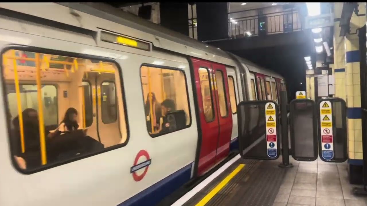 Circle Line train arriving at Aldgate East