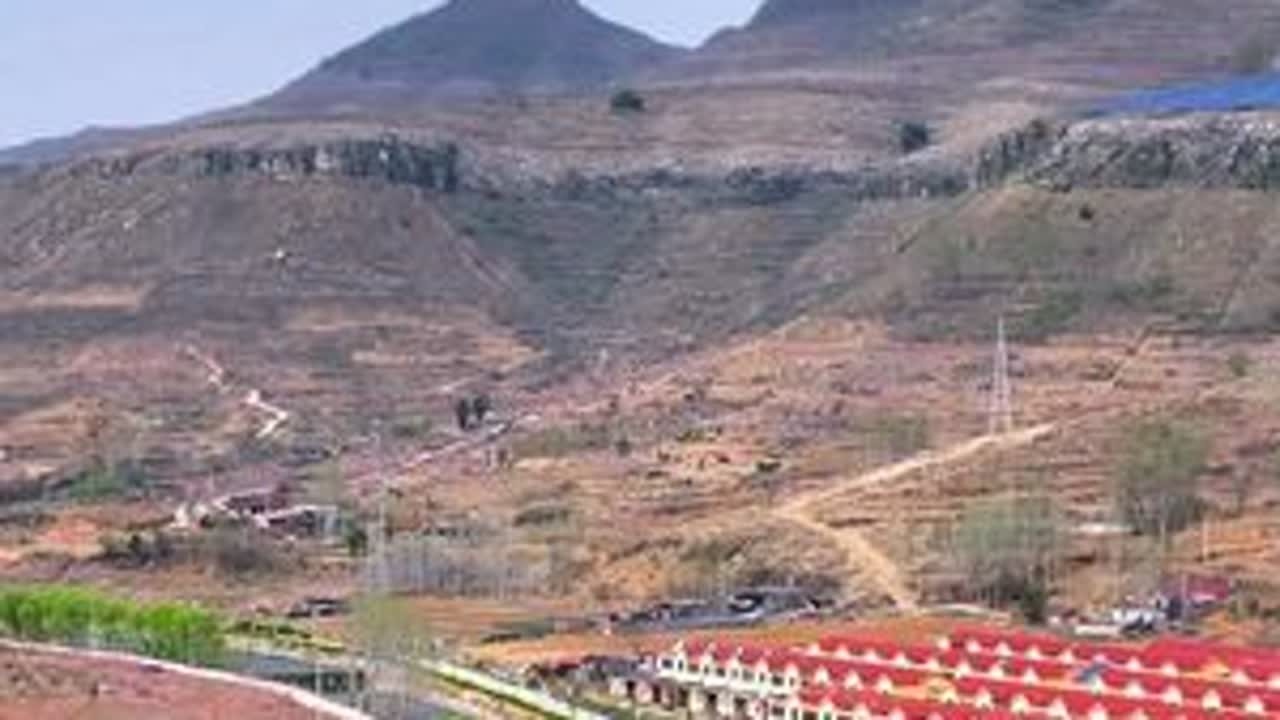 如果你错过了蒙阴桃花，没关系就让我的视频带你走进桃花烂漫又一村，崮秀天下秀峥嵘。起点柳树头-郭庄-先头峪#我为家乡代言#桃花朵朵开#沂蒙山区#内容启发搜索#万物皆可种草搜