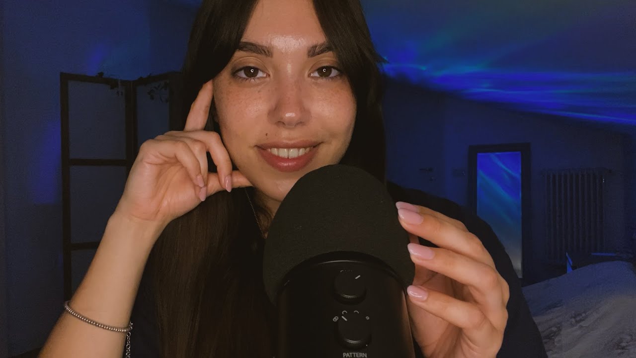 ASMR | Trigger mix e sussurri soporiferi • mic scratching, sughero, inaudible, latino & more