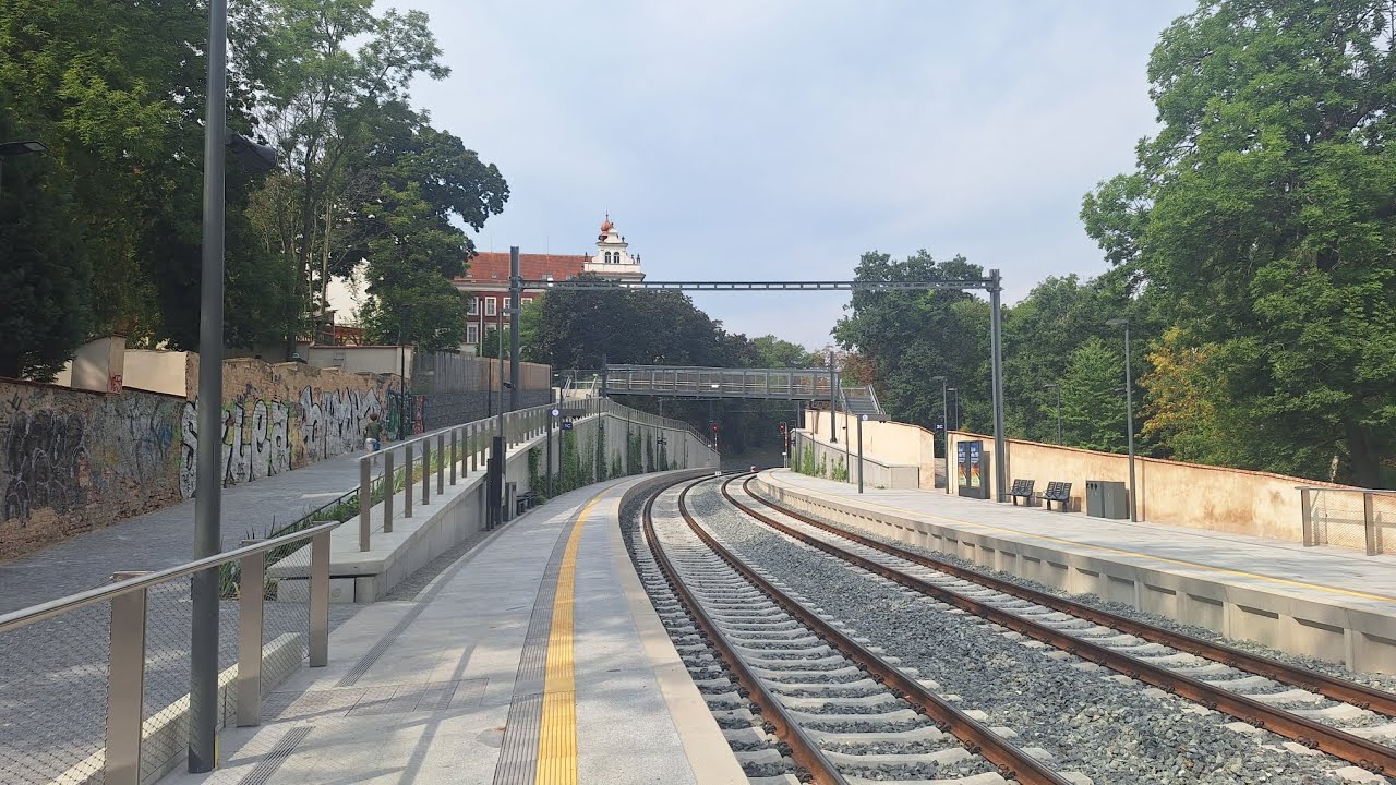 Nová železniční stanice Praha-Výstaviště + vlaky. 21.8.2025