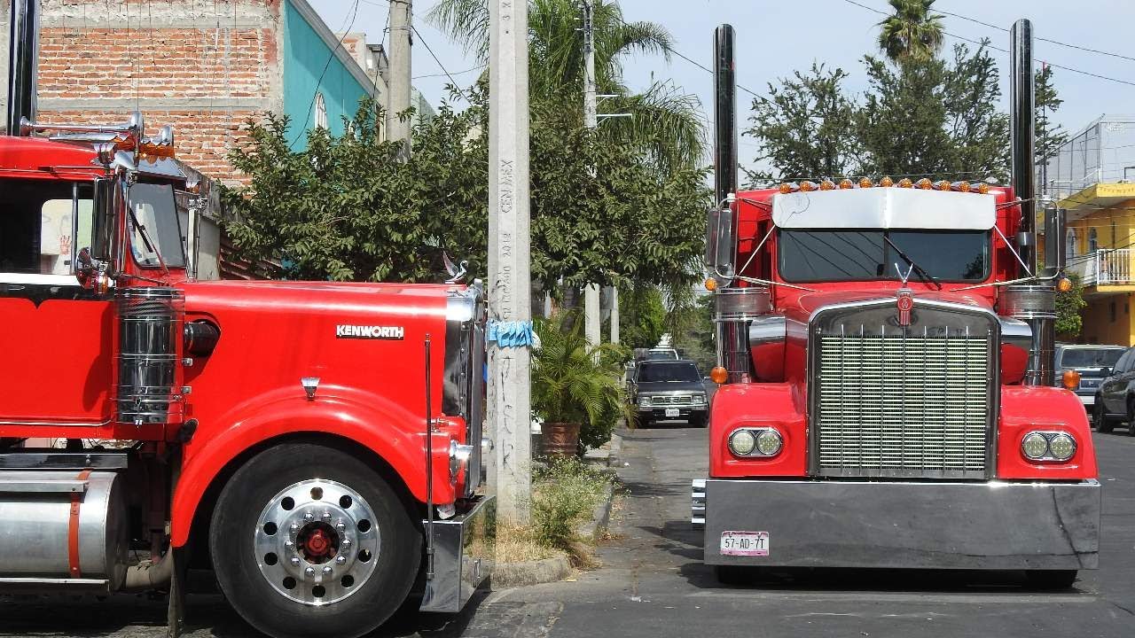 Kenworth's W900A 1981 & 1973  La Lupita Y El Misionero