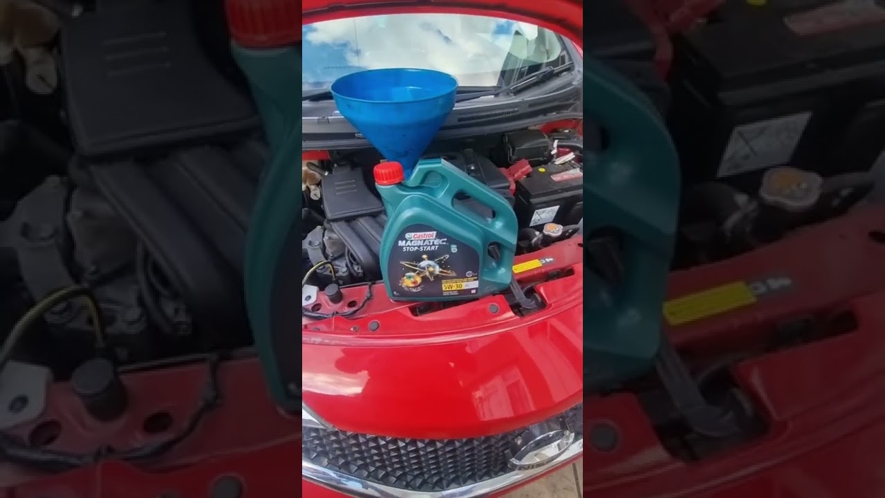 Nissan Note 1.2 Petro 2016, Oil filter & Pollen filter change.