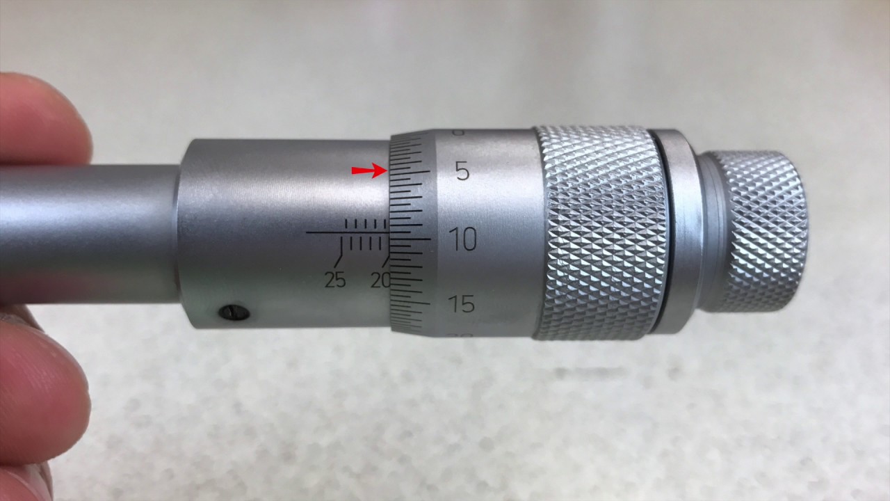 Mesure d'un diamètre intérieur avec un micromètre
