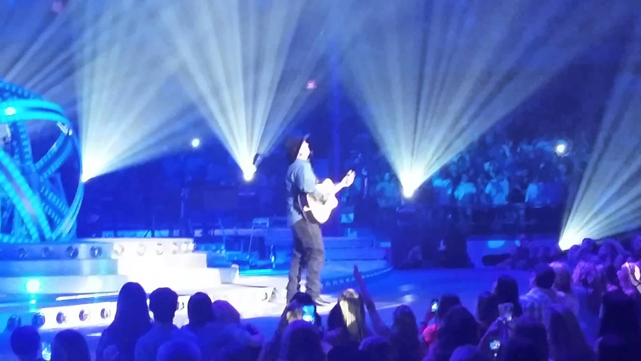 Unanswered Prayers, Garth Brooks - Chicago 9/6