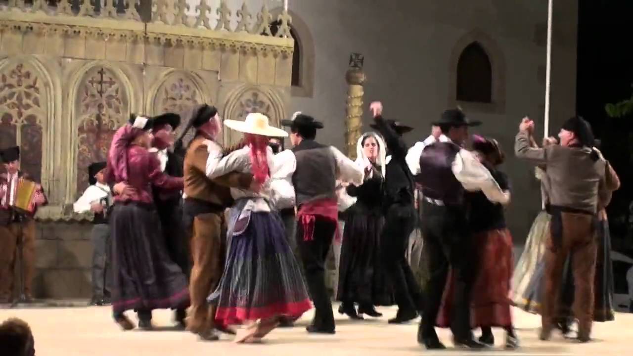RANCHO ROSAS DO LENA-FESTAS DA BATALHA 2010