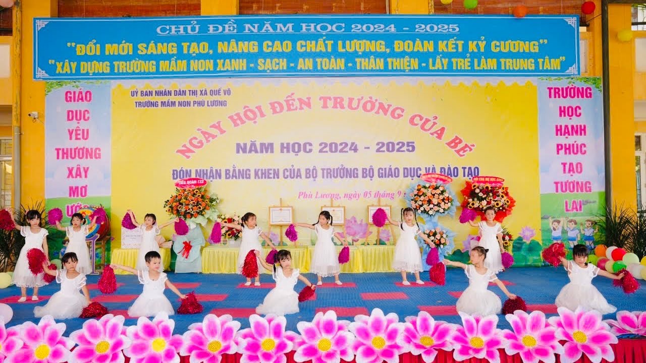 Múa “Niềm vui đến trường”_ Khai giảng năm học 2024-2025