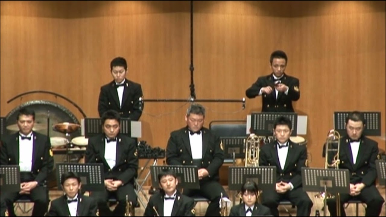 01.  海の男たちの歌