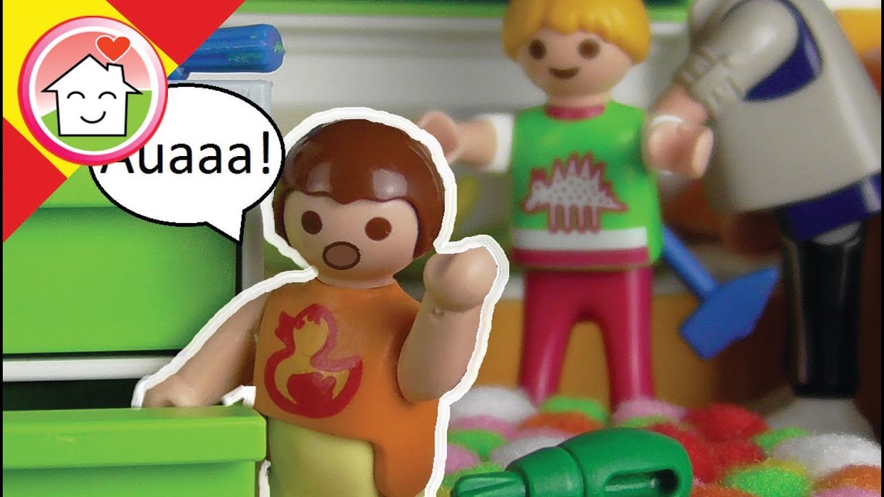 Playmobil en español La nueva habitación de las niñas - La Familia Hauser