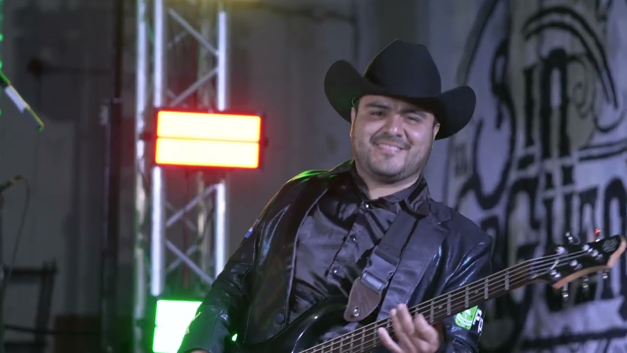 Grupo Dictamen X Herencia Del Cartel - El Señor Flores (En Vivo 2025)