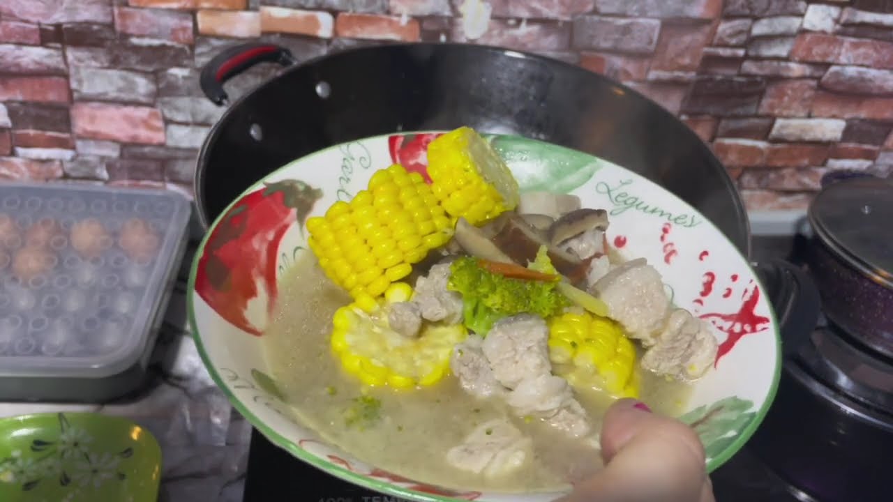 Cara saya masak sup babi campur jagung manis // Daun ubi goreng kesukaan anak