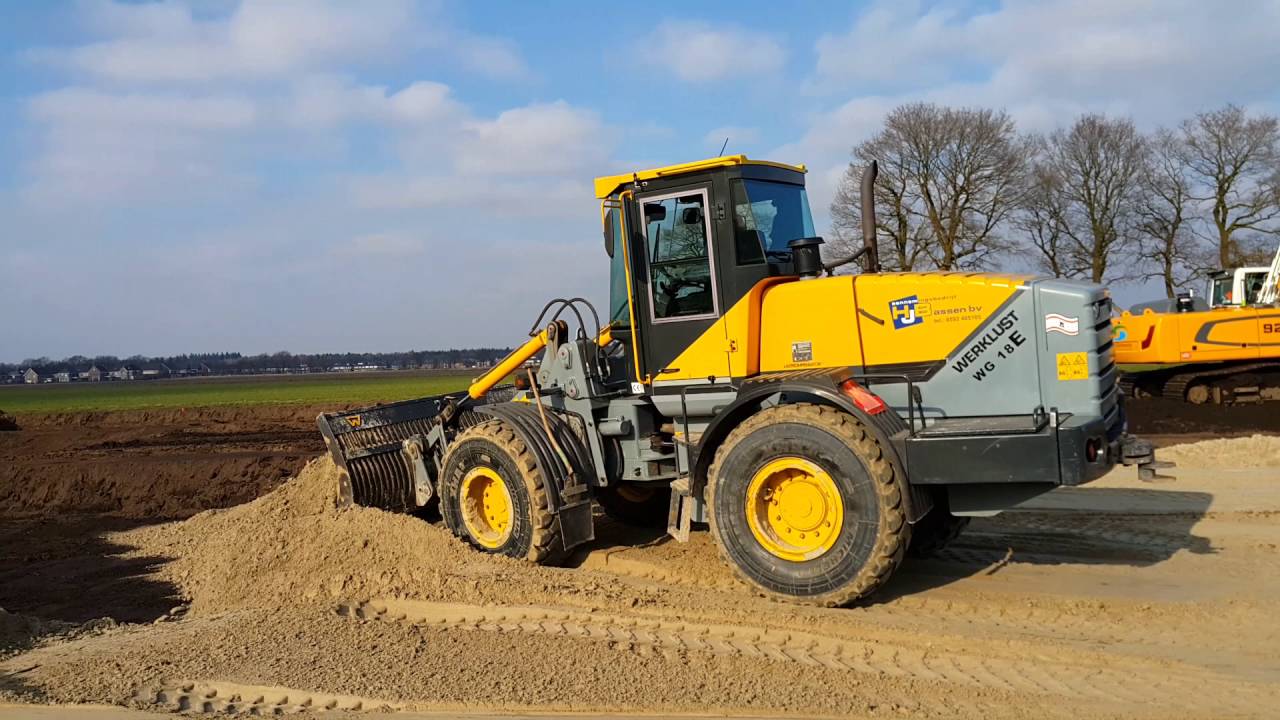 Werklust WG 18 E Loader | Construction / leveling sand foundation | Aannemingsbedrijf HJB Assen B.V.