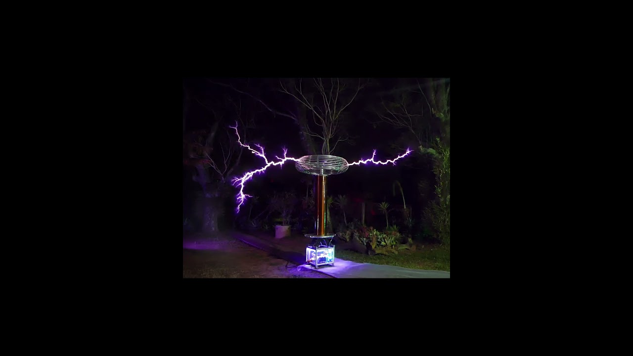 Musical Tesla Coil in my Backyard! #franzolielectronics