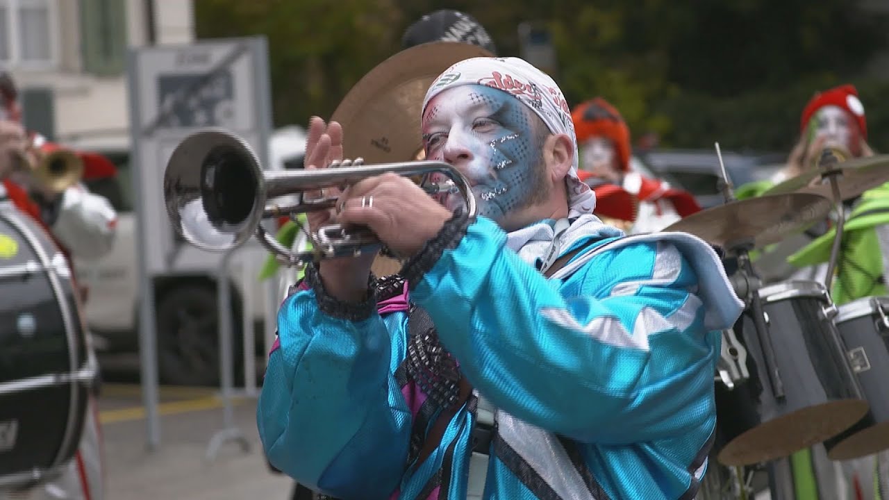 Wald ZH: Guggen läuten Fasnacht ein