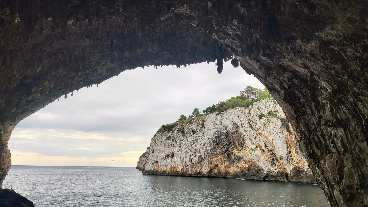 ZINZULUSA, GROTTE BELLISSIME