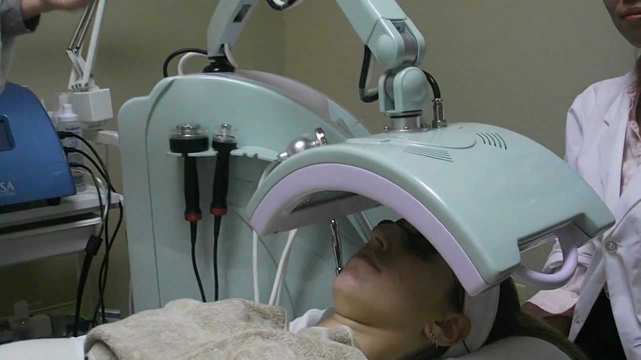 Derma Bright Clinic - Blue LED Light Therapy and Acne Treatment