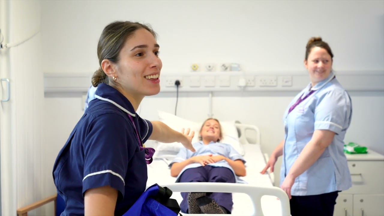 BSc (Hons) Midwifery