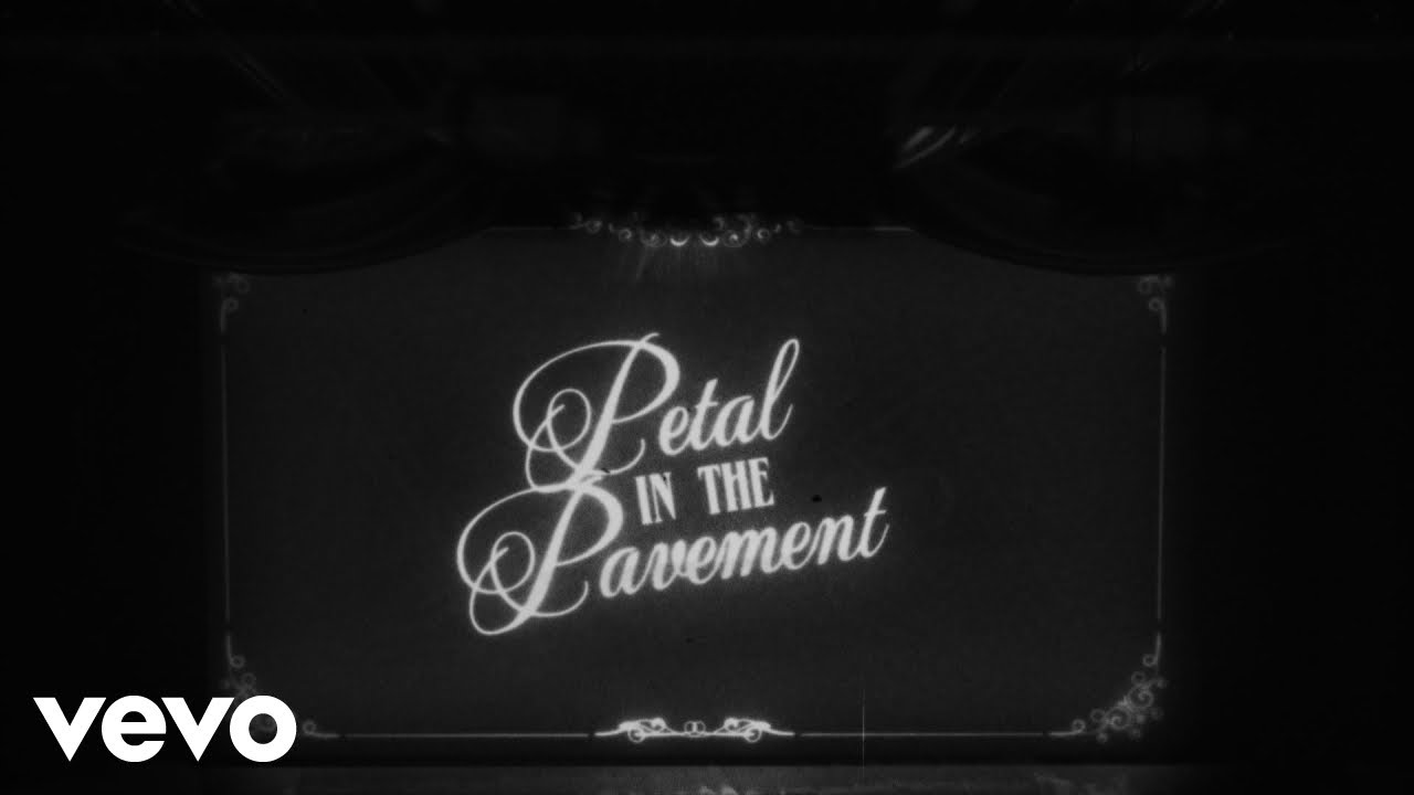 Ariana Grande - petal (official lyric video)