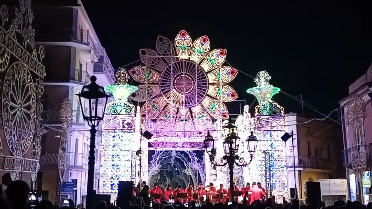 Festa di San Mauro Abate Viagrande (Ct) Accensione Musicale delle Luminarie Faniuolo 11/01/2026