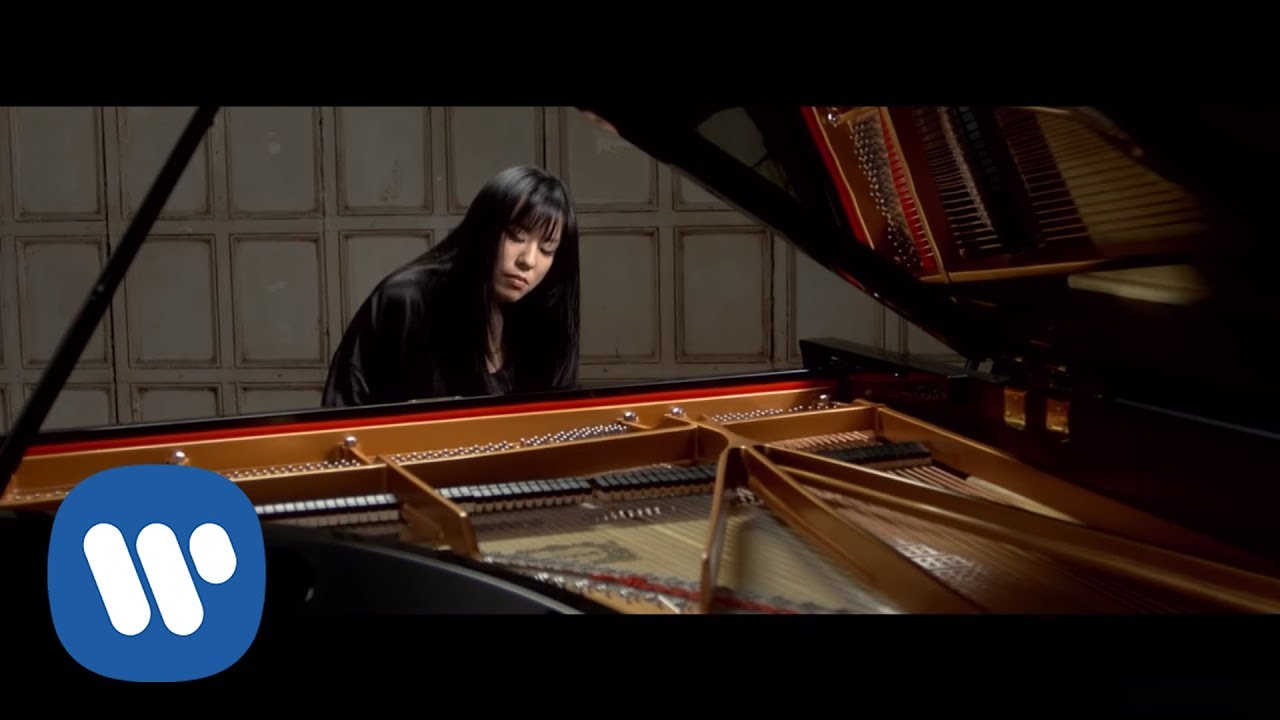 Beethoven: Moonlight Sonata: I. Adagio sostenuto (HJ Lim)