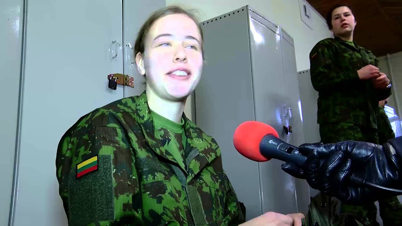 Prezidentė aplankė šauktinius Panevėžyje